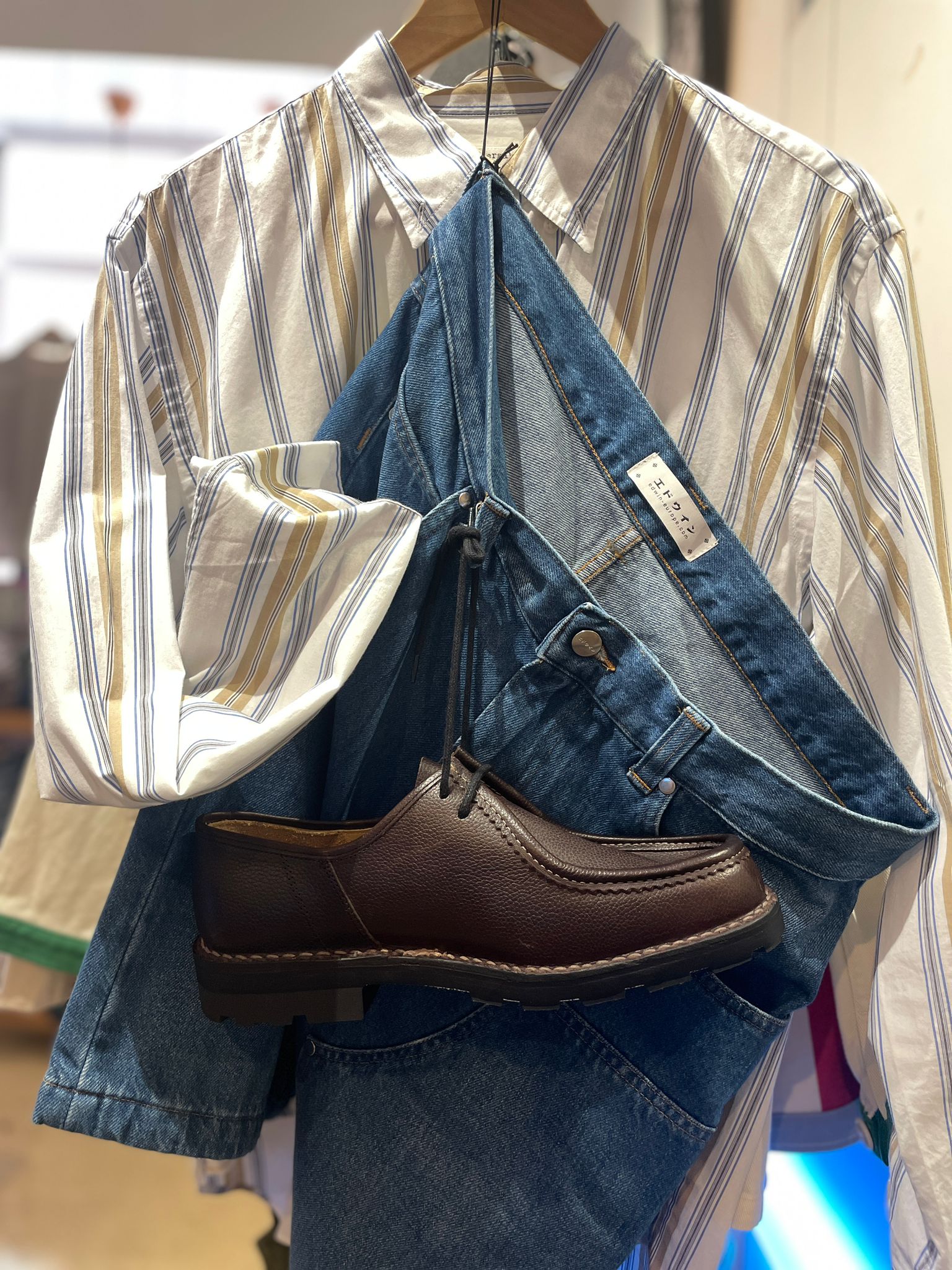 Outfit #5 Été Léger - Chemise lin Universal Works avec jean Edwin Made in Japan