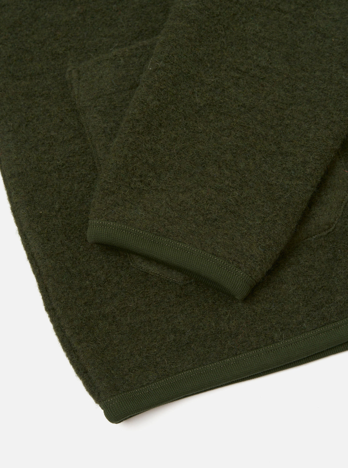 Olive Wool Fleece Cardigan - détail poignets