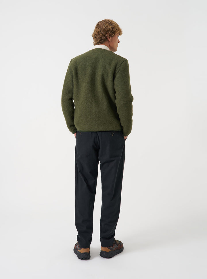 Olive Wool Fleece Cardigan - modèle de dos