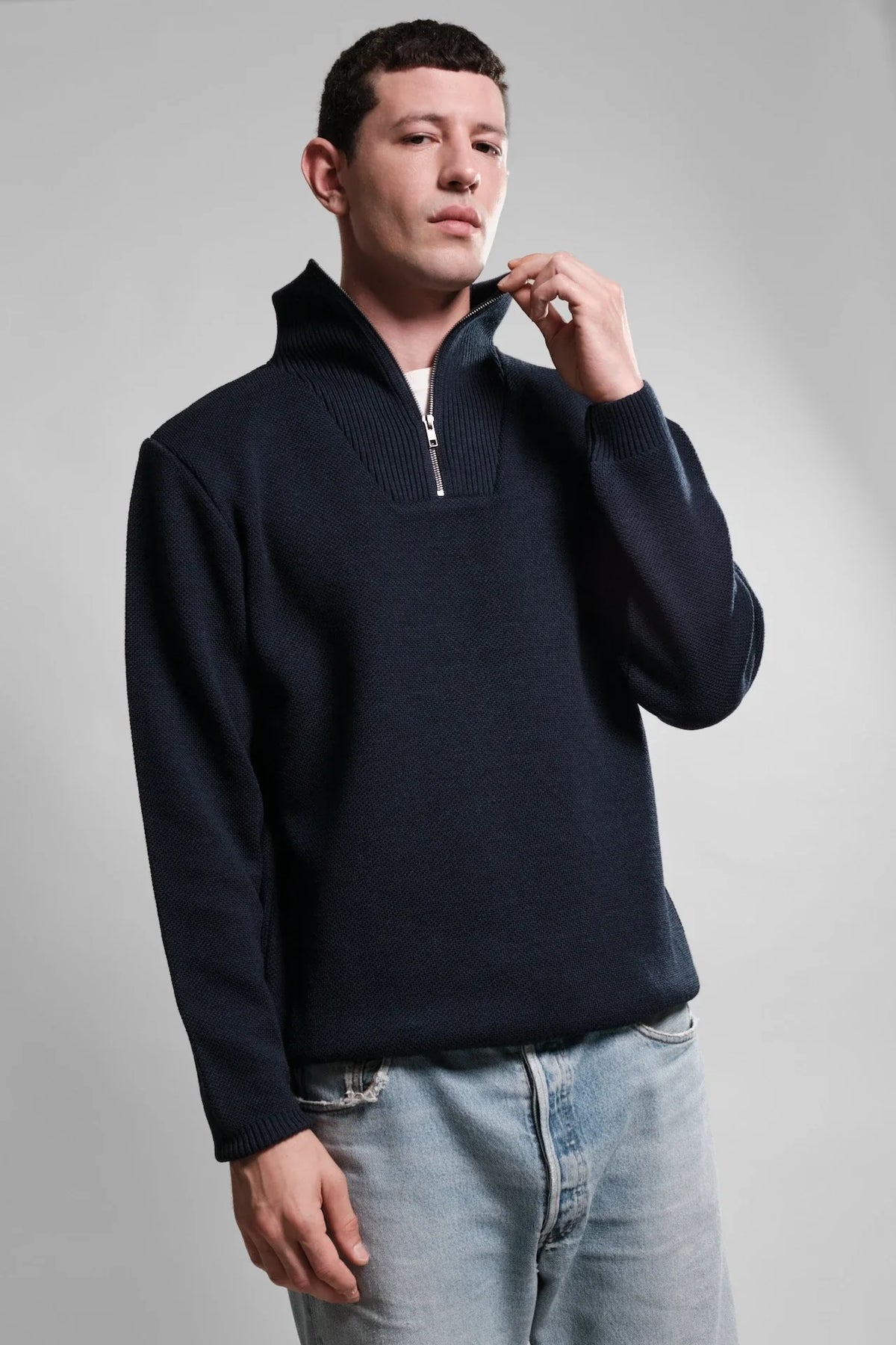 Pull camionneur Youri Nitto Knitwear marine - laine mérinos
