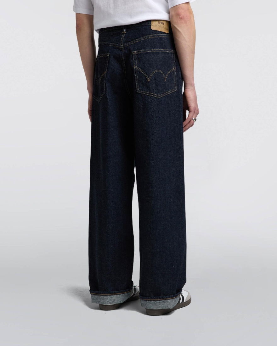 Wide Pant Edwin bleu rincé - porté de dos