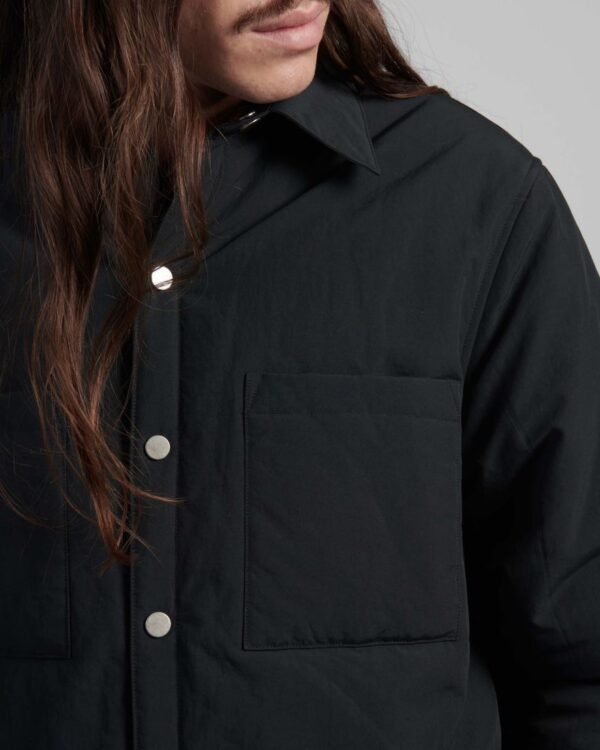SPHERE PADDED OVERSHIRT LS - Black – Image 2